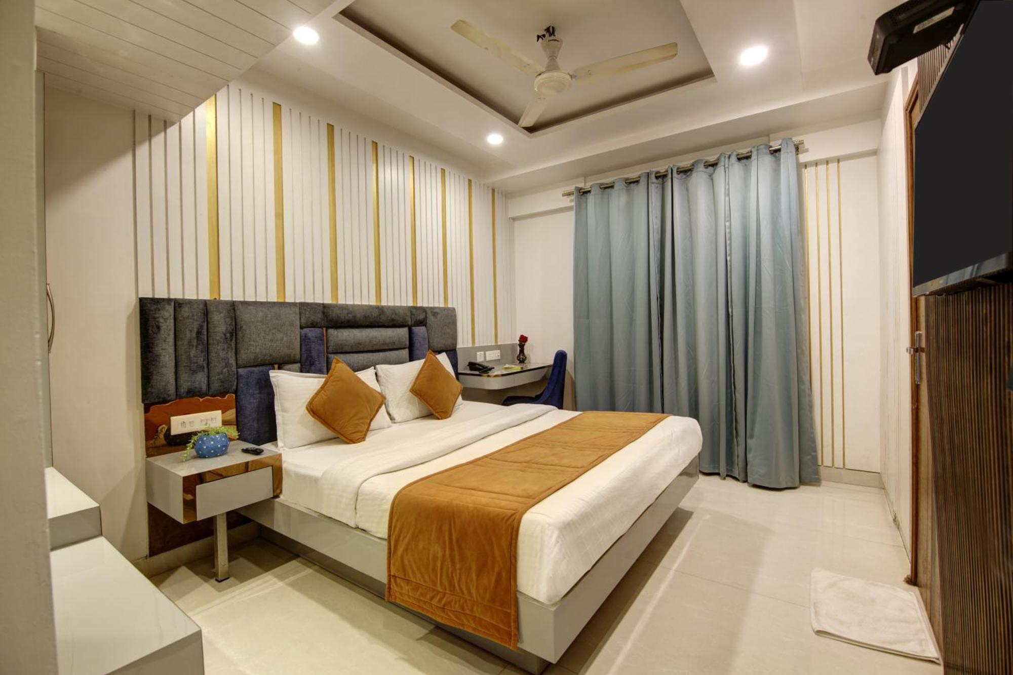 The Shanti Plaza - New Delhi Exterior foto