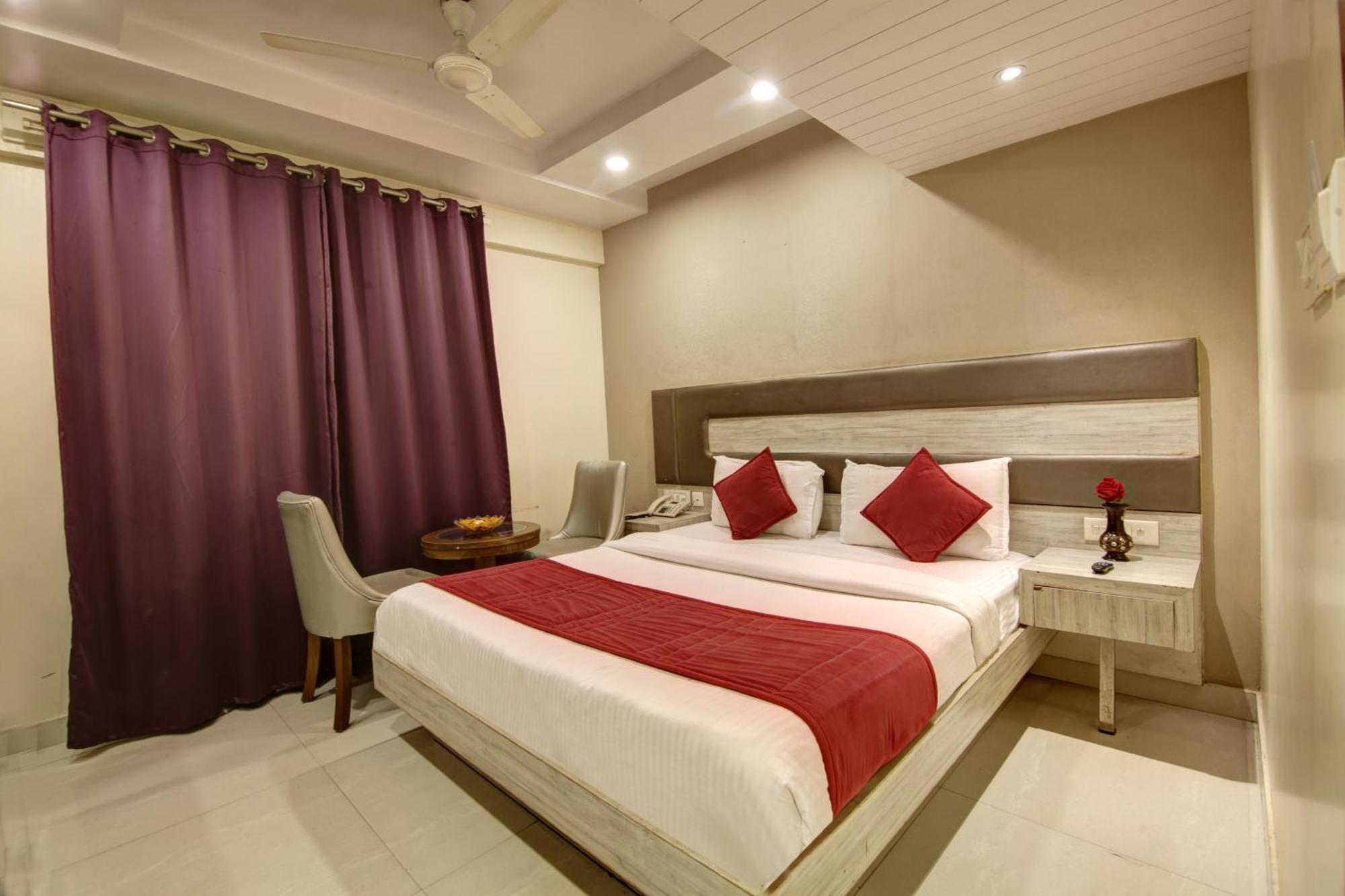 The Shanti Plaza - New Delhi Exterior foto