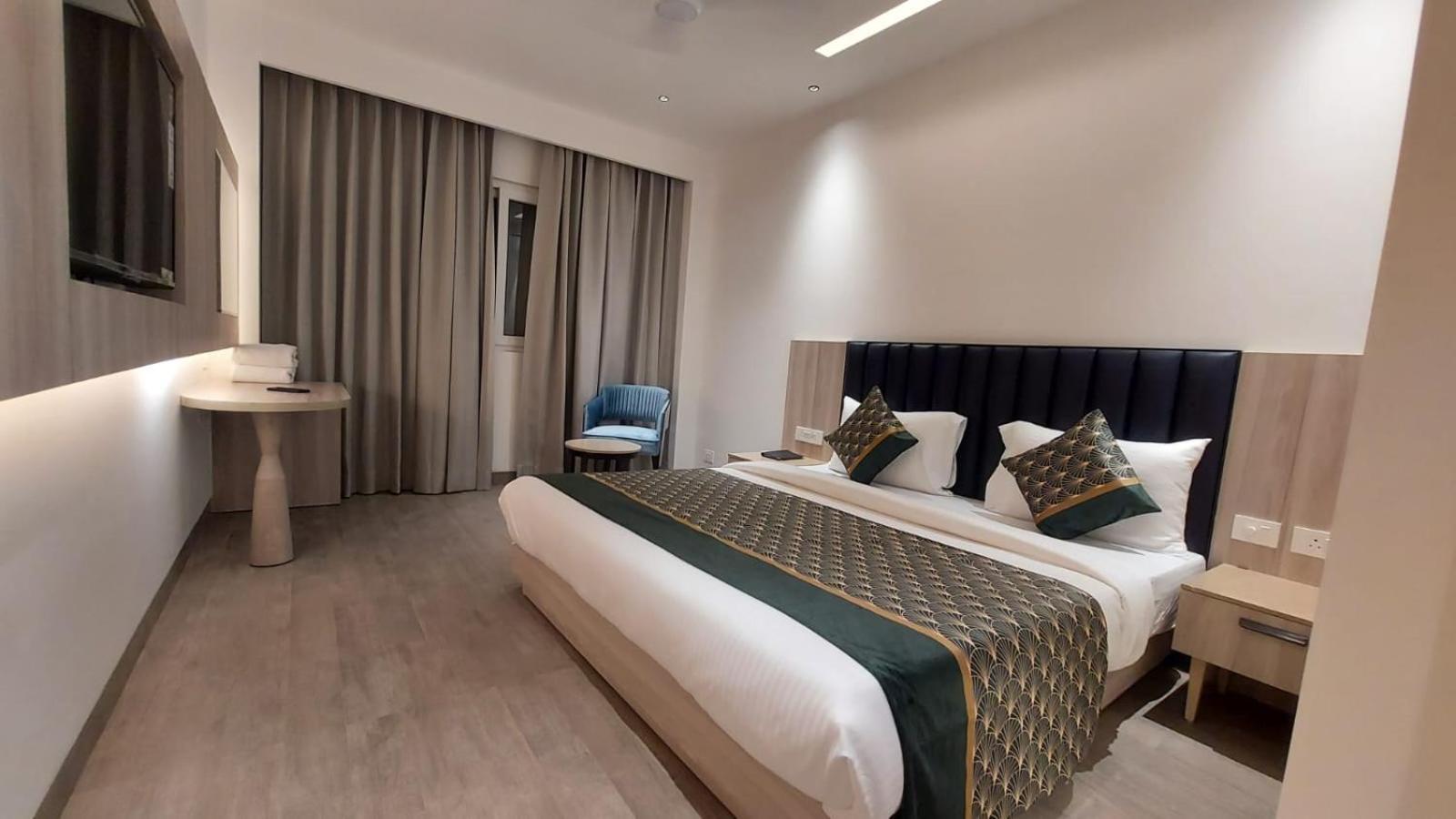 The Shanti Plaza - New Delhi Exterior foto