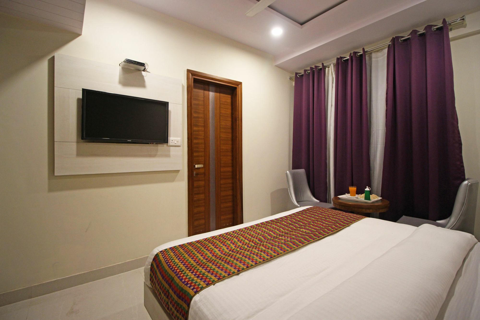 The Shanti Plaza - New Delhi Exterior foto